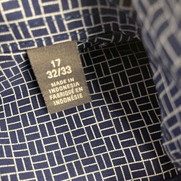 VAN HEUSEN Flex Men’s Blue/White  Plaid Shirt Size 17 32/33 New with tags. - Picture 9 of 11